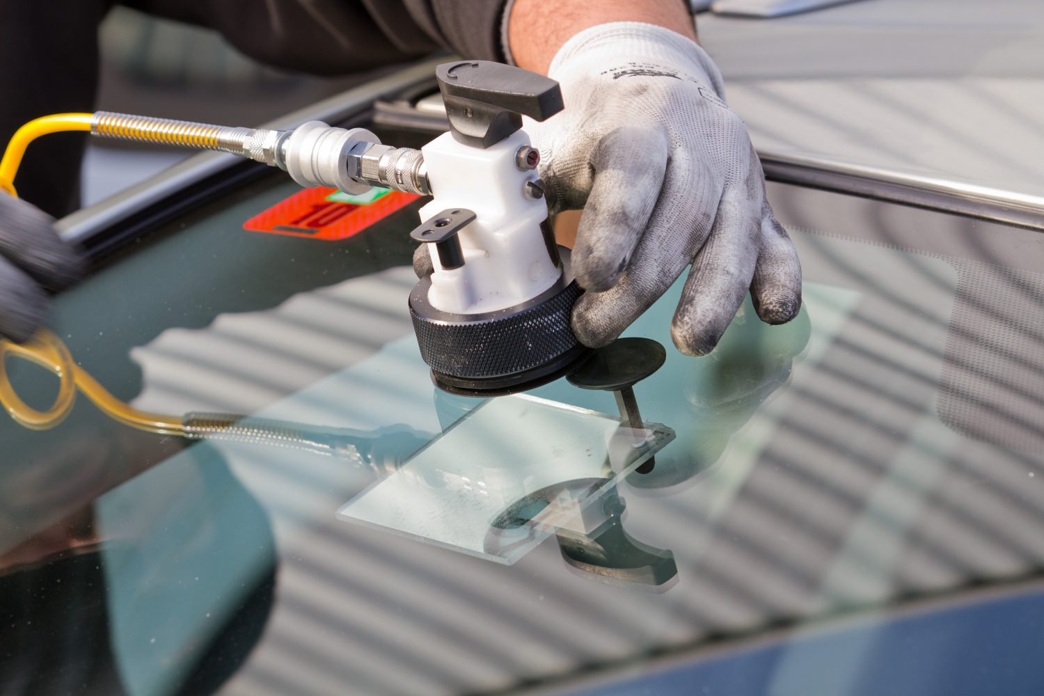 Replace Your Windshield or Repair It? Providence Mutual